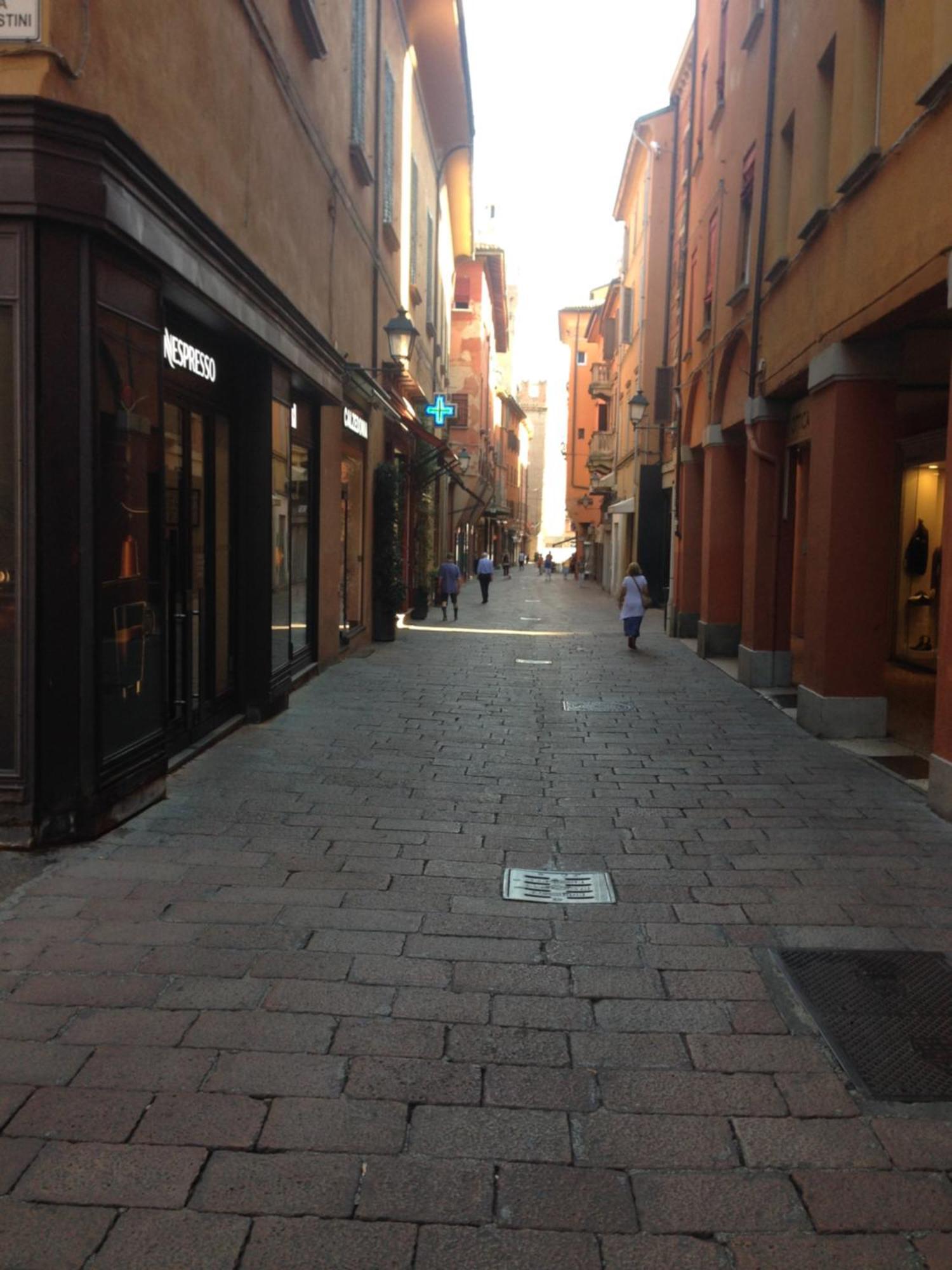 Piccolo Monolocale A Due Passi Da Piazza Maggiore Lägenhet Bologna Exteriör bild
