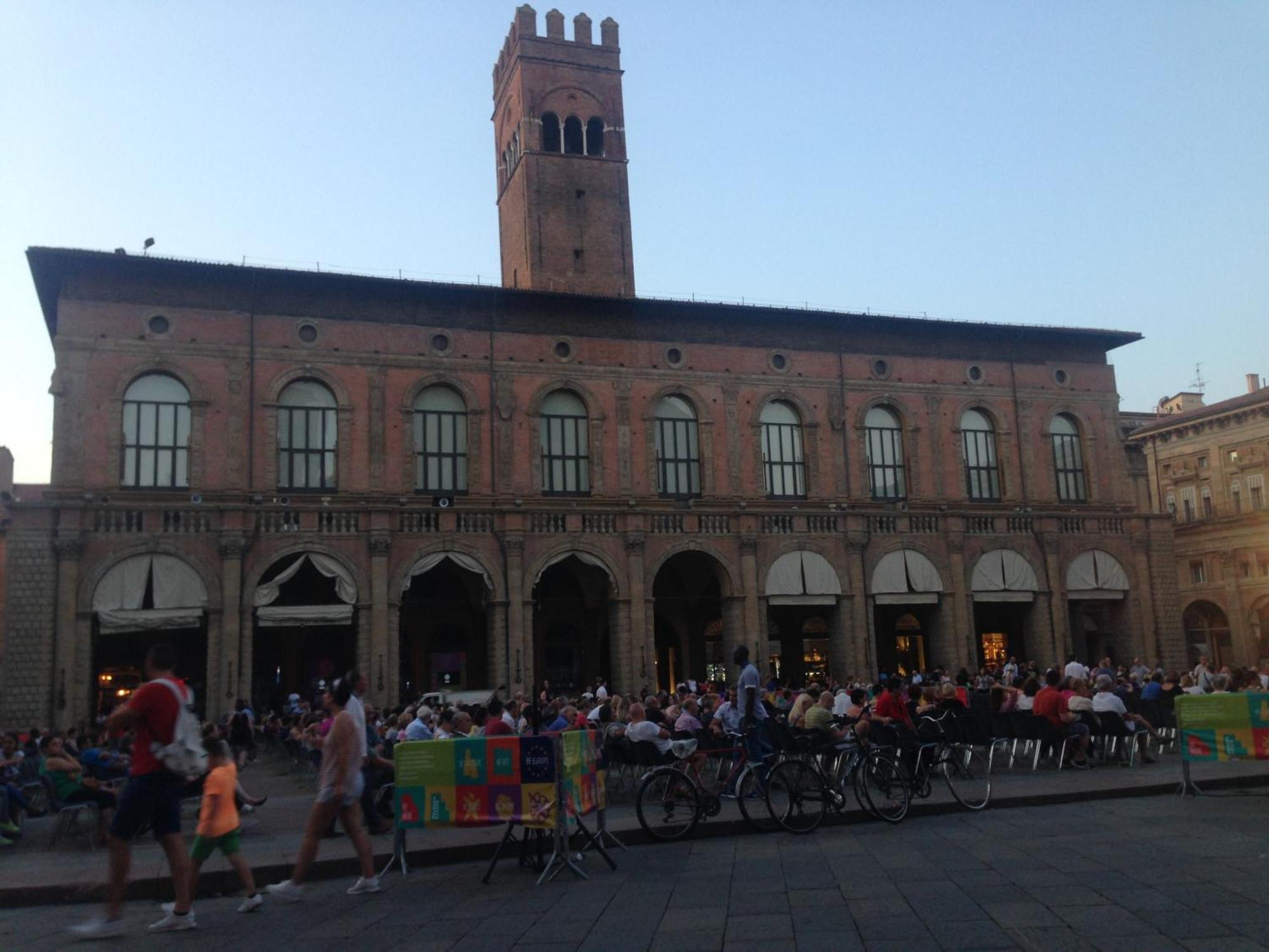 Piccolo Monolocale A Due Passi Da Piazza Maggiore Lägenhet Bologna Exteriör bild